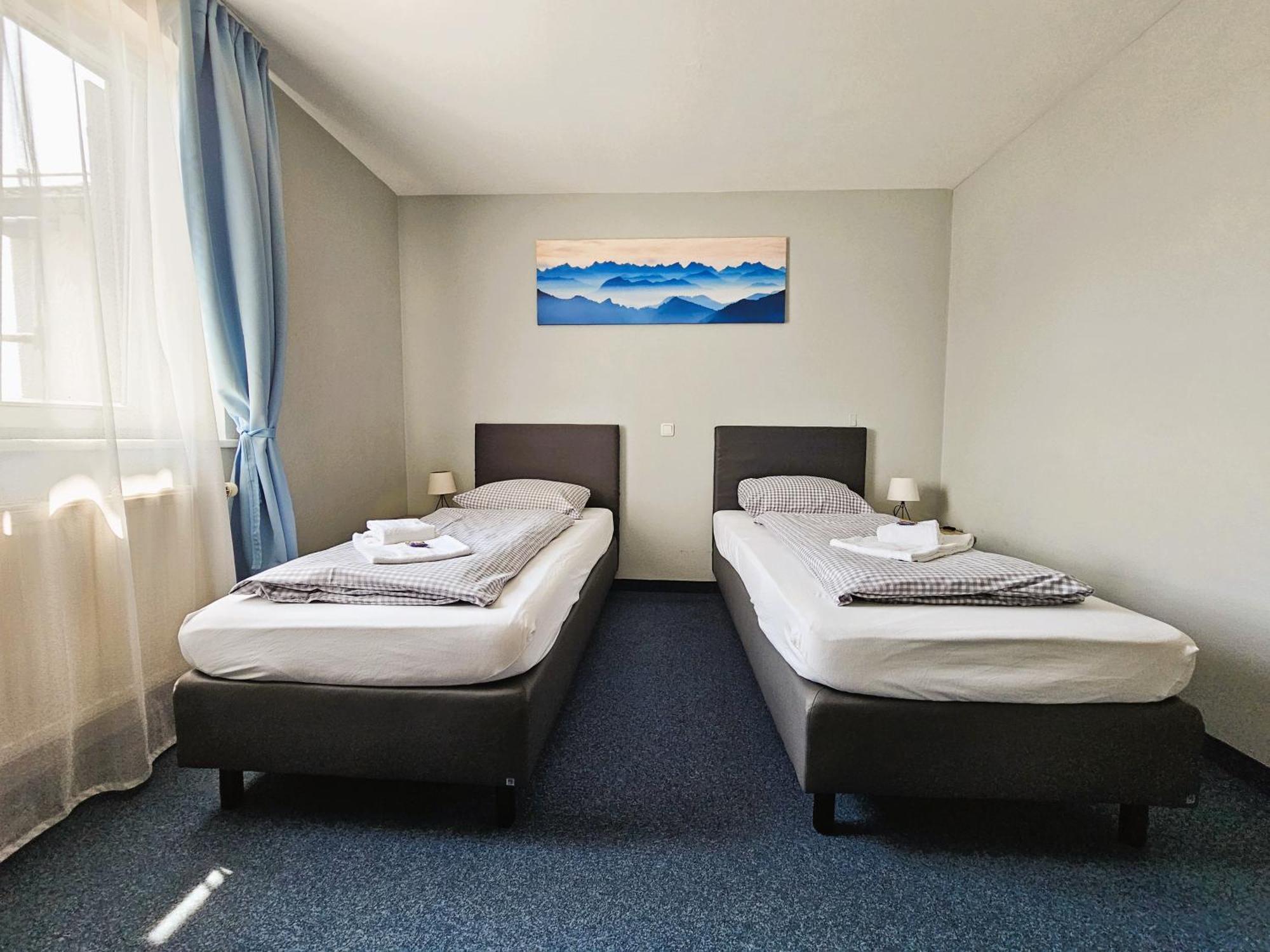 Novitel Pension Pliening - Muenchen Messe Exteriör bild